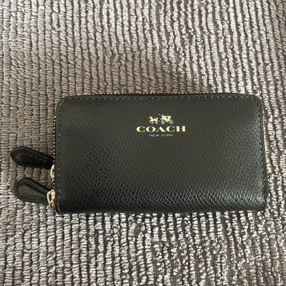 COACH 2 Zipper Small Coin Case Black Leather Gold Wallet Coin Purse Card Case - Picture 1 of 16